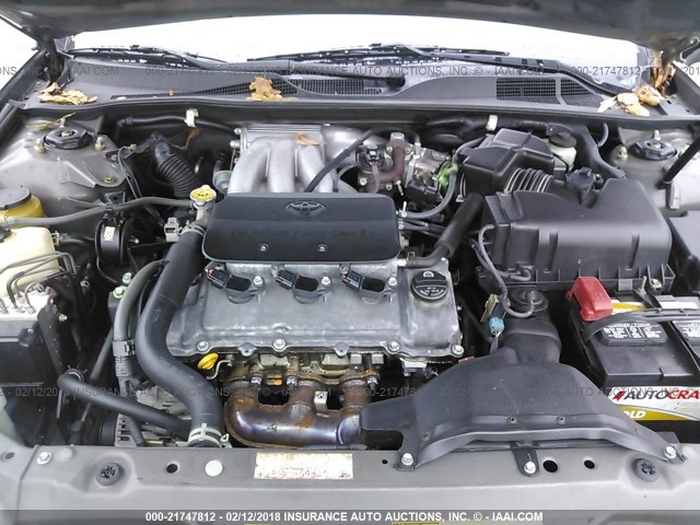 4T1BF30K92U522398 - 2002 TOYOTA CAMRY LE/XLE/SE 灰色 照片 10