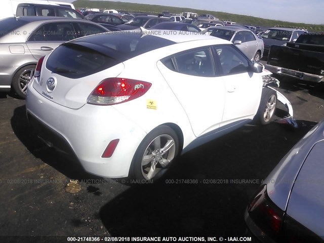 KMHTC6AD0EU186918 - 2014 HYUNDAI VELOSTER WHITE photo 4