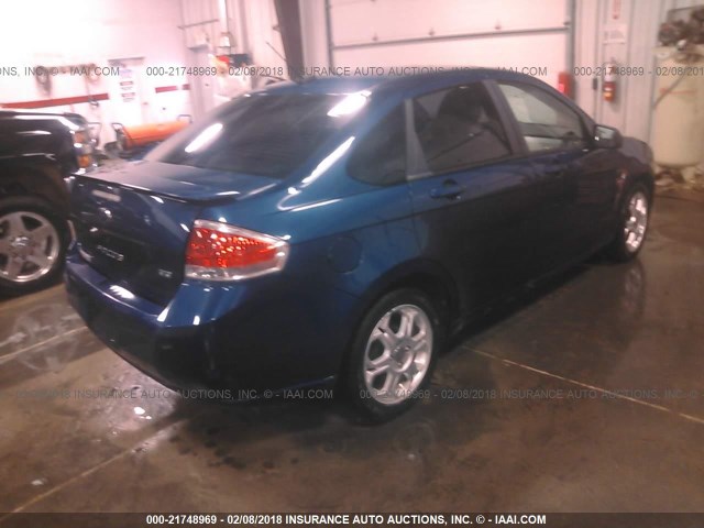 1FAHP35NX8W278522 - 2008 FORD FOCUS SE/SEL/SES BLUE photo 4