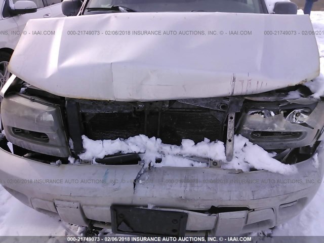 1GNDT13S042115632 - 2004 CHEVROLET TRAILBLAZER LS/LT SILVER photo 10