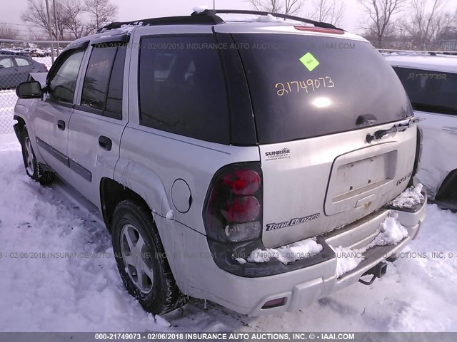 1GNDT13S042115632 - 2004 CHEVROLET TRAILBLAZER LS/LT SILVER photo 3