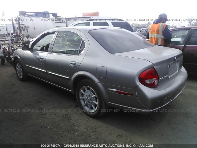 JN1CA31D4YT736353 - 2000 NISSAN MAXIMA GLE/GXE/SE SILVER photo 3