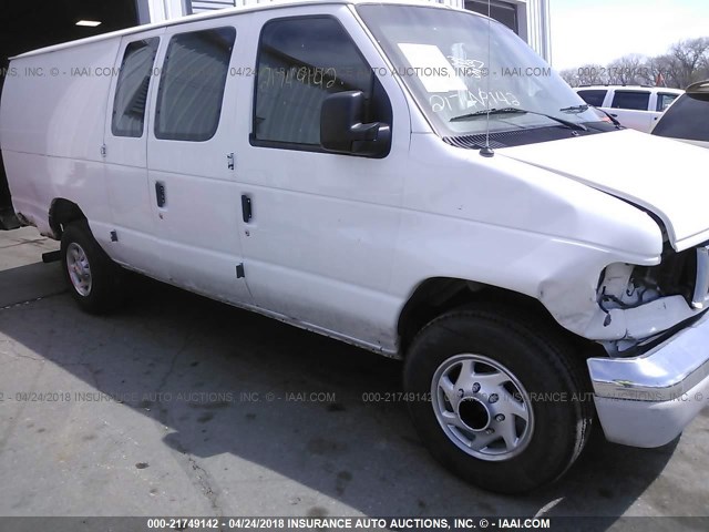 1FDSS34F33HB39480 - 2003 FORD ECONOLINE E350 SUPER DUTY VAN WHITE photo 6