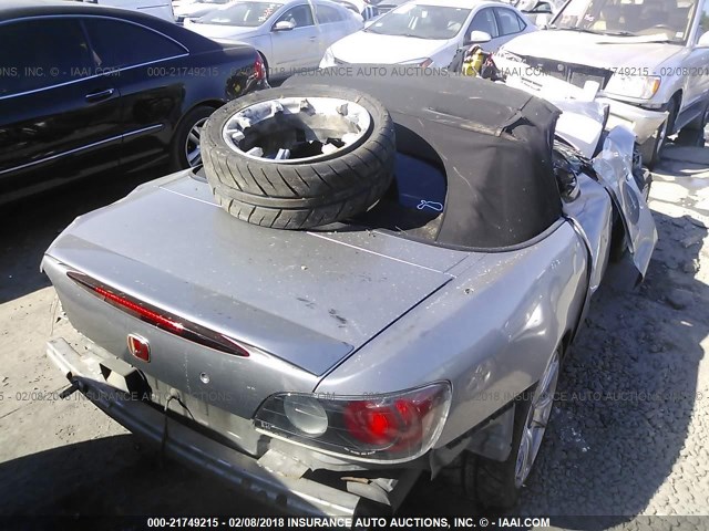 JHMAP1142YT002400 - 2000 HONDA S2000 SILVER photo 4