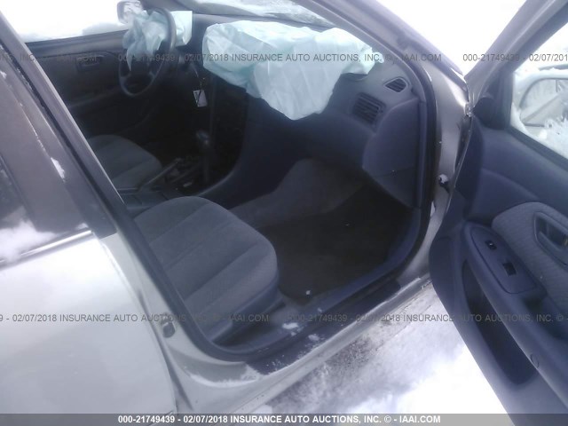 4T1BG22KX1U066690 - 2001 TOYOTA CAMRY CE/LE/XLE SILVER photo 5