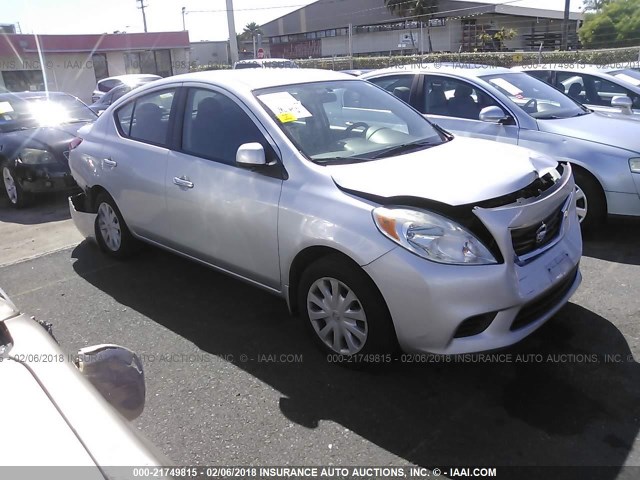 3N1CN7AP8CL883570 - 2012 NISSAN VERSA S/SV/SL SILVER photo 1