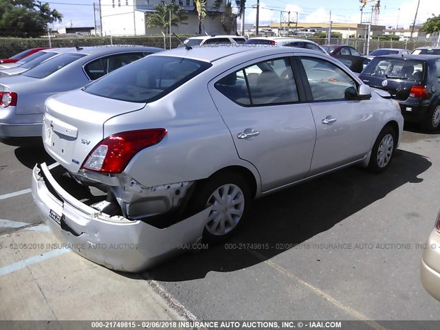 3N1CN7AP8CL883570 - 2012 NISSAN VERSA S/SV/SL SILVER photo 4