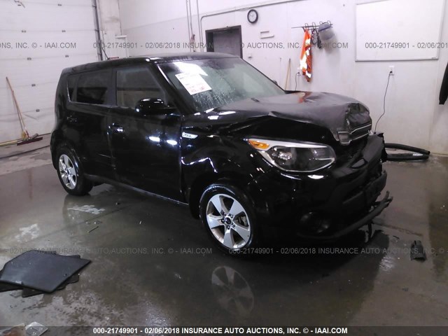 KNDJN2A29H7483590 - 2017 KIA SOUL BLACK photo 1