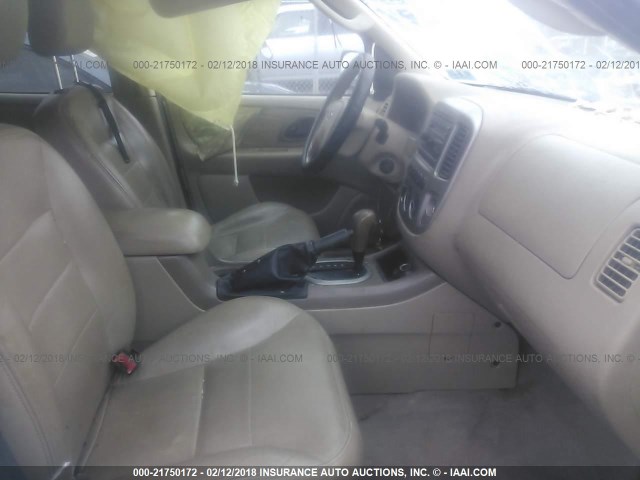 1FMCU94145KA83741 - 2005 FORD ESCAPE LIMITED GOLD photo 5