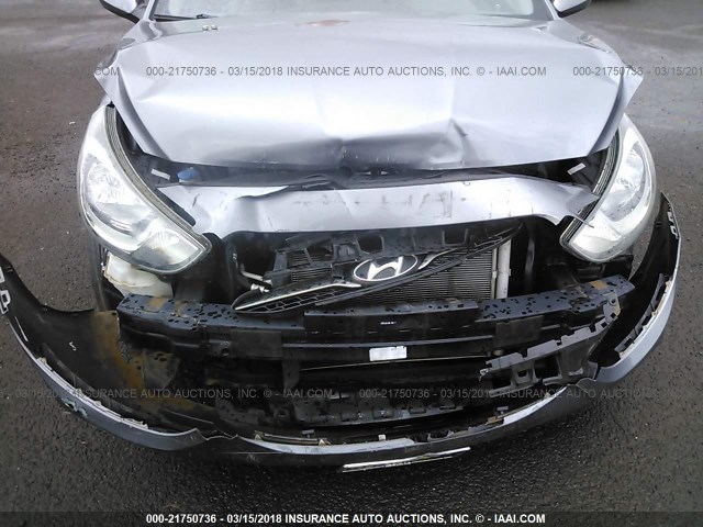 KMHCT4AE3DU558568 - 2013 HYUNDAI ACCENT GLS/GS GRAY photo 6