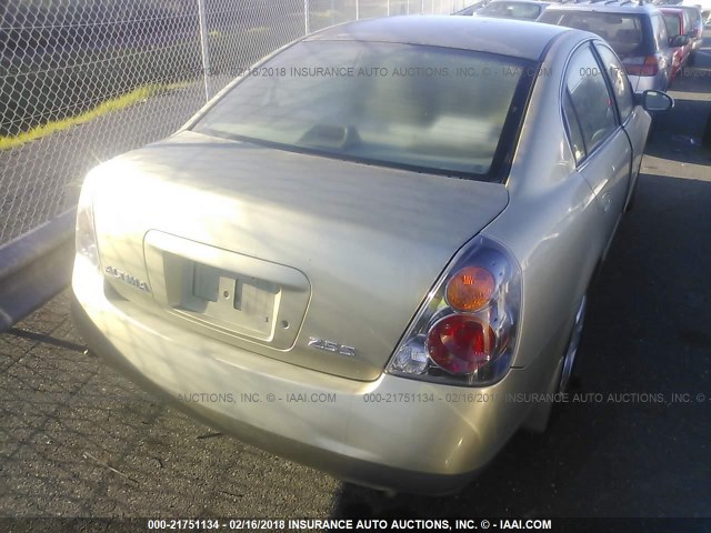 1N4AL11D02C212780 - 2002 NISSAN ALTIMA S/SL GOLD photo 4