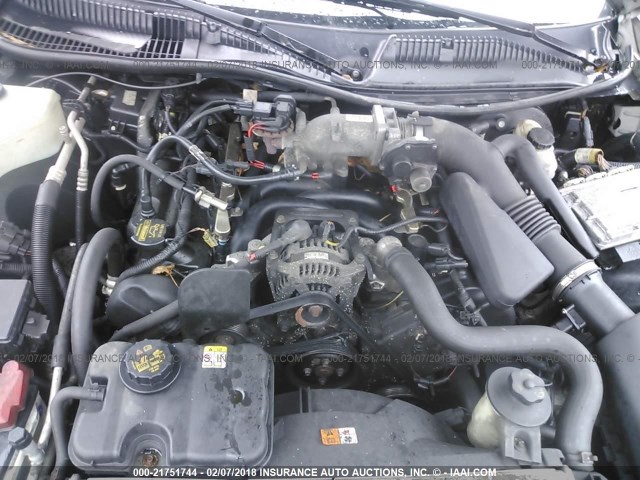 2LNBL8EV2BX757002 - 2011 LINCOLN TOWN CAR EXECUTIVE L BLACK photo 10