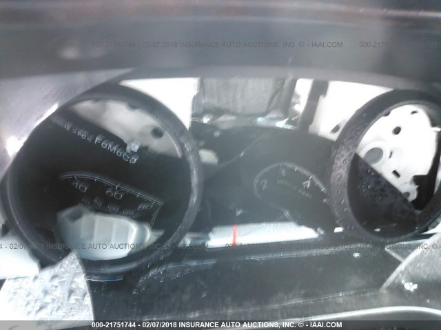 2LNBL8EV2BX757002 - 2011 LINCOLN TOWN CAR EXECUTIVE L BLACK photo 7