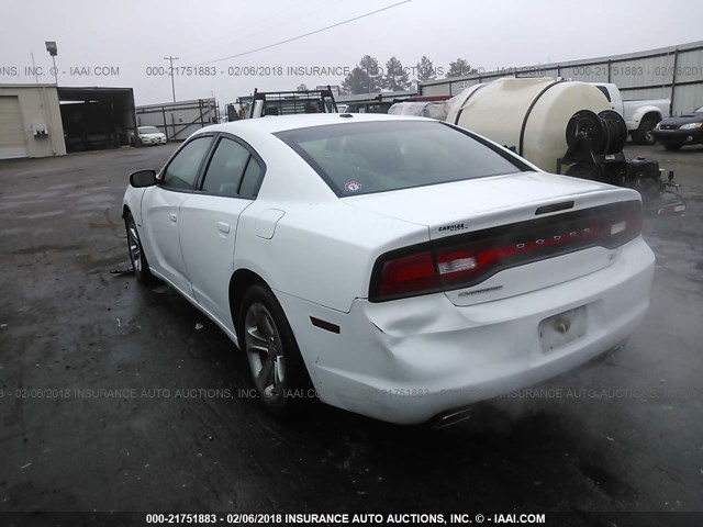 2C3CDXCTXEH171054 - 2014 DODGE CHARGER R/T WHITE photo 3