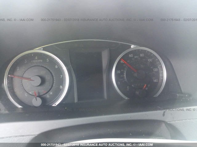 4T1BF1FKXHU662030 - 2017 TOYOTA CAMRY LE/XLE/SE/XSE ლურჯი ფოტო 7