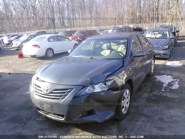 4T1BE46K47U643993 - 2007 TOYOTA CAMRY NEW GENERAT CE/LE/XLE/SE GRAY photo 2