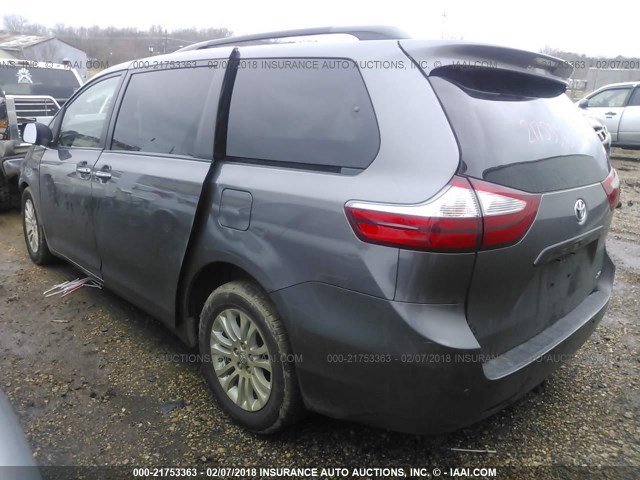 5TDYK3DC5FS640648 - 2015 TOYOTA SIENNA XLE/LIMITED GRAY photo 3