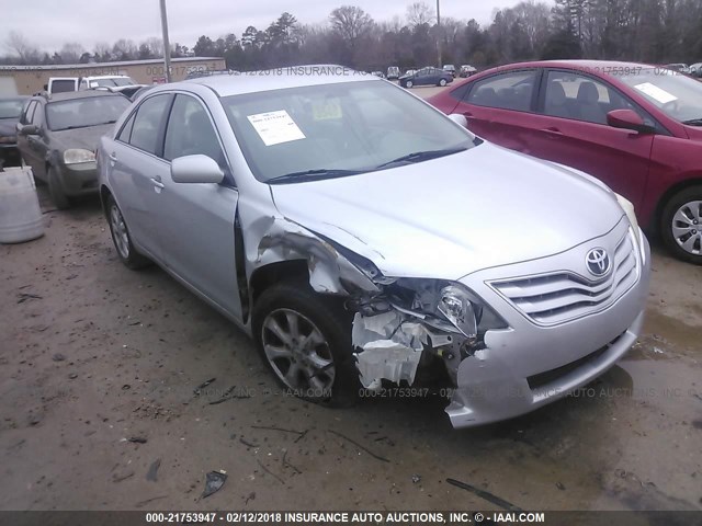 4T1BF3EK6AU070448 - 2010 TOYOTA CAMRY SE/LE/XLE SILVER photo 1