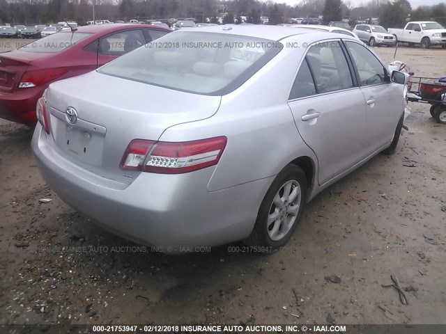 4T1BF3EK6AU070448 - 2010 TOYOTA CAMRY SE/LE/XLE SILVER photo 4