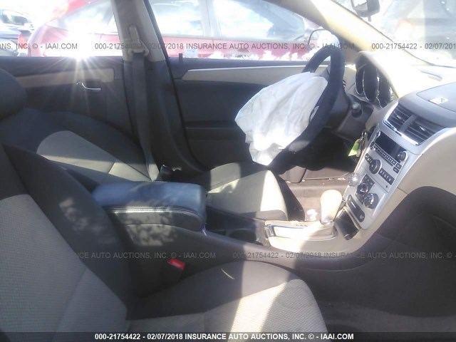 1G1ZB5E13BF266556 - 2011 CHEVROLET MALIBU LS 棕色 照片 5