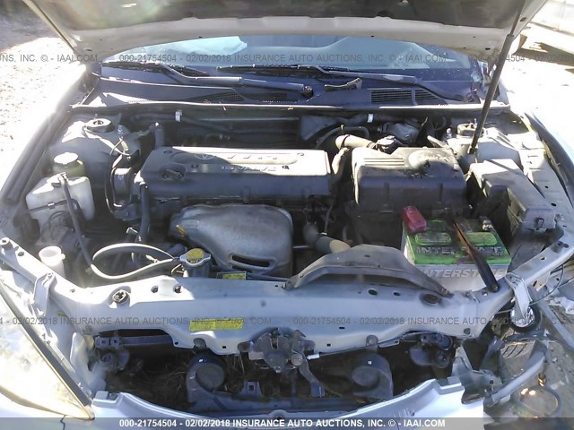 4T1BE32K22U067099 - 2002 TOYOTA CAMRY LE/XLE/SE SILVER photo 10