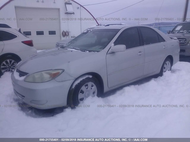 4T1BE32K24U814123 - 2004 TOYOTA CAMRY LE/XLE/SE SILVER photo 2