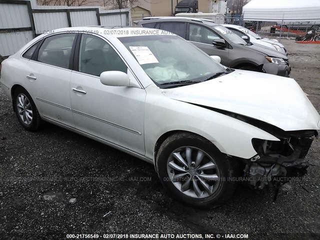 KMHFC46FX7A216586 - 2007 HYUNDAI AZERA SE/LIMITED WHITE photo 1