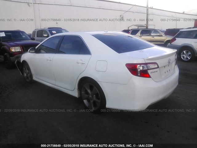 4T1BK1FK7CU504314 - 2012 TOYOTA CAMRY SE/XLE WHITE photo 3