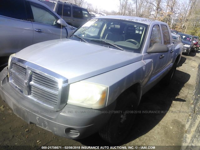 1D7HE28K86S598766 - 2006 DODGE DAKOTA QUAD/ST SILVER photo 2