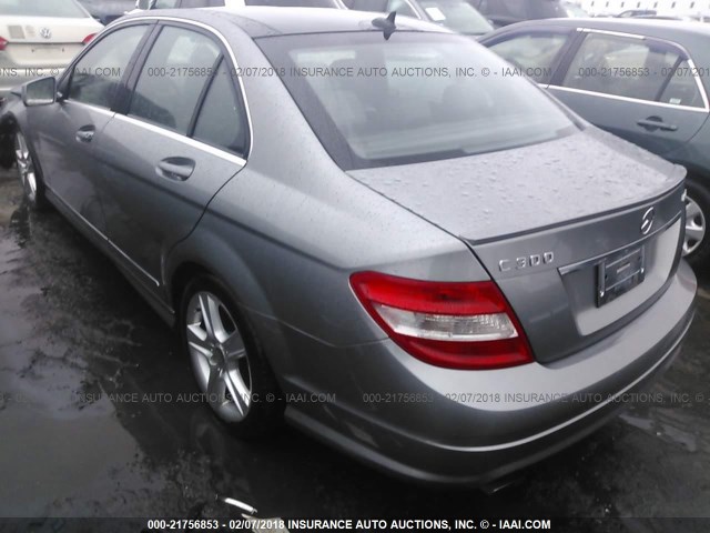 WDDGF8BB8BR169164 - 2011 MERCEDES-BENZ C 300 4MATIC GRAY photo 3