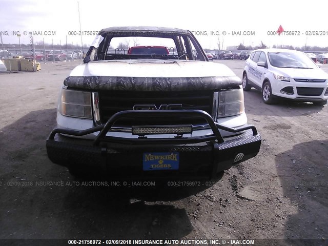 3GTEK13M97G521793 - 2007 GMC NEW SIERRA K1500 WHITE photo 6