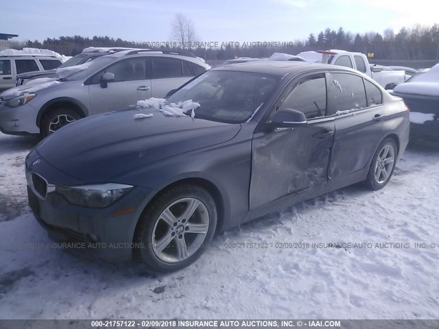 WBA3C3C51DF982716 - 2013 BMW 320 I/XDRIVE GRAY photo 2