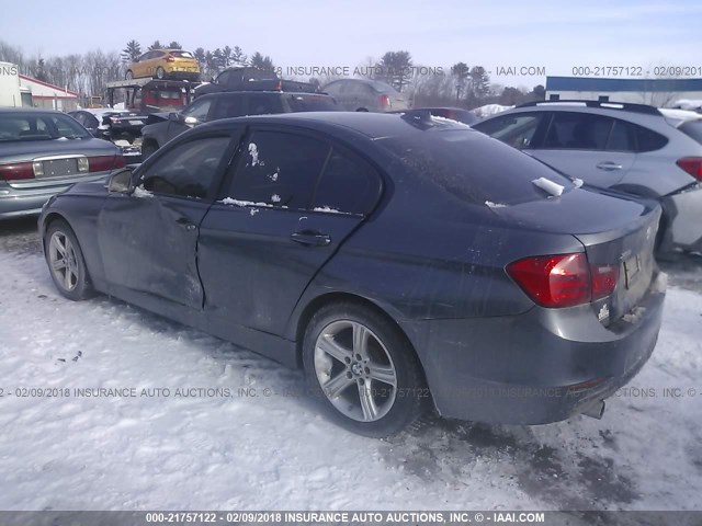 WBA3C3C51DF982716 - 2013 BMW 320 I/XDRIVE GRAY photo 3