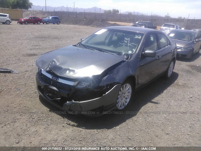 3FADP0L37BR294136 - 2011 FORD FUSION HYBRID GRAY photo 2