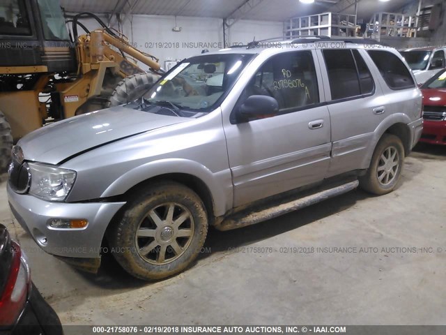 5GADT13S642424760 - 2004 BUICK RAINIER CXL SILVER photo 2