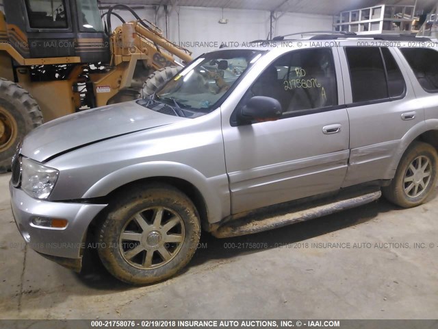 5GADT13S642424760 - 2004 BUICK RAINIER CXL SILVER photo 6