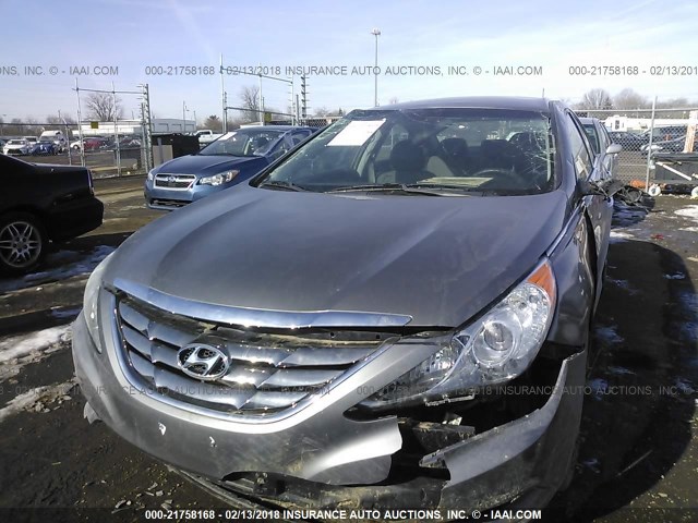 5NPEC4AC1BH088480 - 2011 HYUNDAI SONATA SE/LIMITED GRAY photo 6