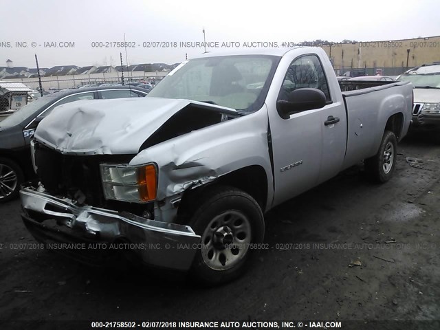 1GTN1TEX8DZ320081 - 2013 GMC SIERRA C1500 SILVER photo 2