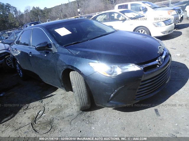 4T1BF1FK6GU578351 - 2016 TOYOTA CAMRY LE/XLE/SE/XSE BLUE photo 1