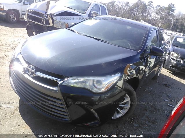 4T1BF1FK6GU578351 - 2016 TOYOTA CAMRY LE/XLE/SE/XSE ლურჯი ფოტო 2