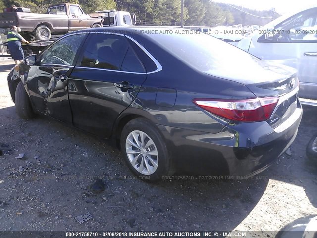 4T1BF1FK6GU578351 - 2016 TOYOTA CAMRY LE/XLE/SE/XSE BLUE photo 3