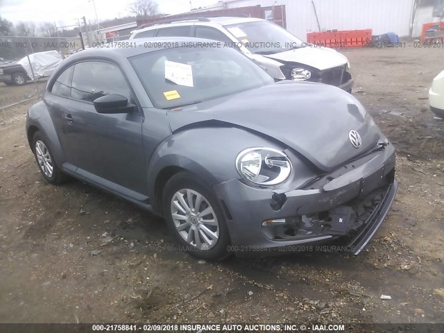 3VWFP7AT2CM646601 - 2012 VOLKSWAGEN BEETLE GRAY photo 1