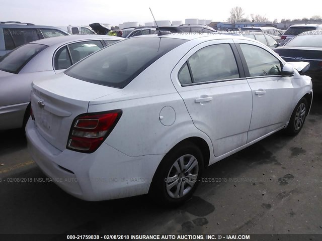 1G1JB5SHXH4132680 - 2017 CHEVROLET SONIC LS 白色 照片 4