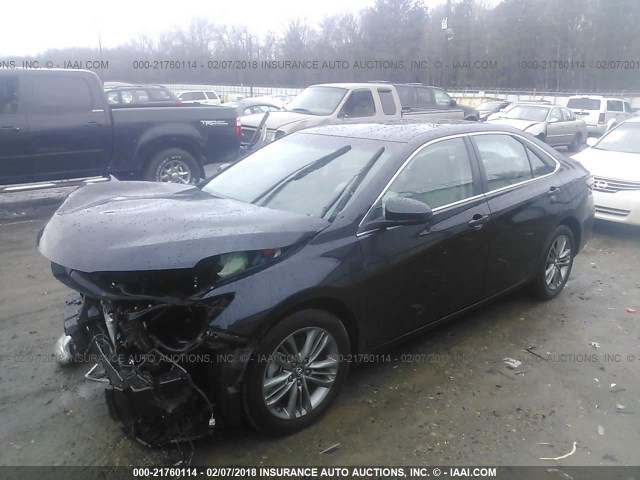 4T1BF1FKXHU727538 - 2017 TOYOTA CAMRY LE/XLE/SE/XSE BLACK photo 2