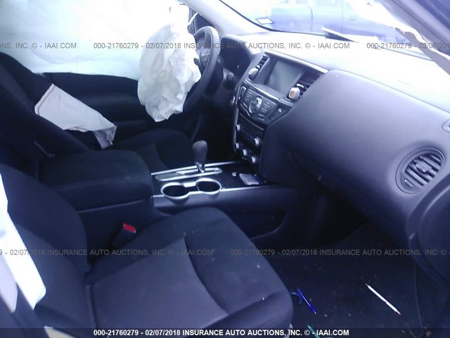 5N1DR2MN8HC695567 - 2017 NISSAN PATHFINDER S/SV/SL/PLATINUM 蓝色 照片 5