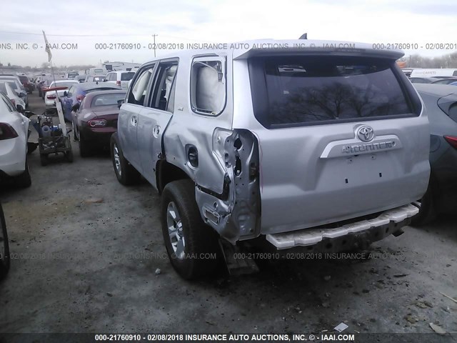 JTEBU5JR5F5206798 - 2015 TOYOTA 4RUNNER SR5/LIMITED/TRAIL/TRD PRO SILVER photo 3