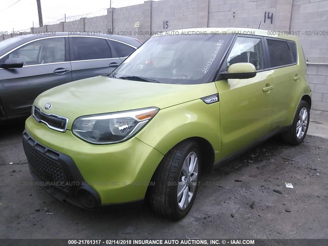 KNDJP3A58F7775271 - 2015 KIA SOUL + GREEN photo 2