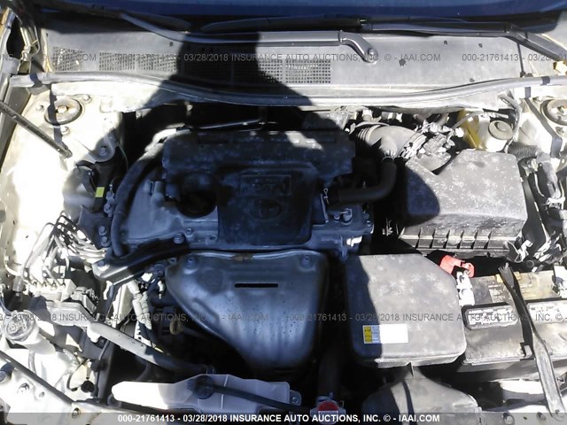 4T4BF1FK2GR526110 - 2016 TOYOTA CAMRY LE/XLE/SE/XSE თაფლისფერი ფოტო 10
