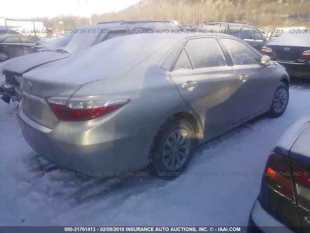 4T4BF1FK2GR526110 - 2016 TOYOTA CAMRY LE/XLE/SE/XSE თაფლისფერი ფოტო 4