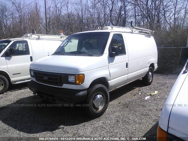 1FTNE24W94HA55586 - 2004 FORD ECONOLINE E250 VAN WHITE photo 2